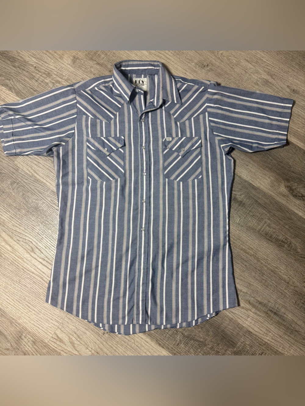 Ely Cattleman Blue and White Striped Short-Sleeve Western Shirt Mens Medium